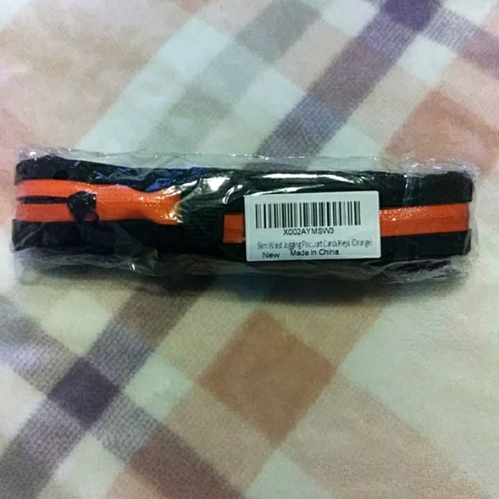 Slim waist running belt